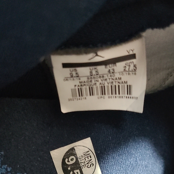 Nike Men's Navy and White High-Top Sneakers - Picture 4 of 4